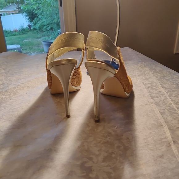 Carlos Santana Party Platform Stilettos. Gold . Size 10 Stretch Ankle Strap - Picture 4 of 9